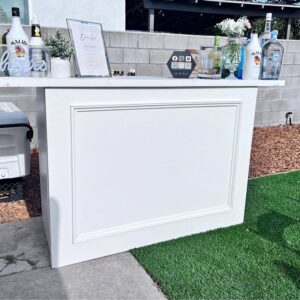 White Wood Bar